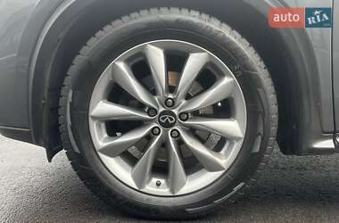 Внедорожник / Кроссовер Infiniti QX50 2021 в 