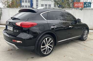 Внедорожник / Кроссовер Infiniti QX50 2016 в 