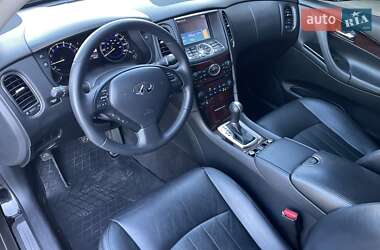 Внедорожник / Кроссовер Infiniti QX50 2016 в 