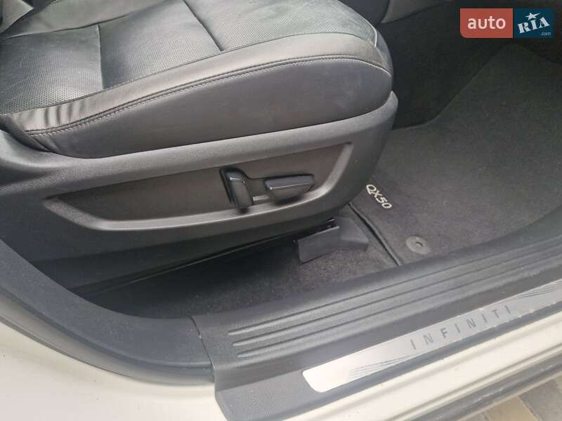 Внедорожник / Кроссовер Infiniti QX50 2018 в Кременчуге