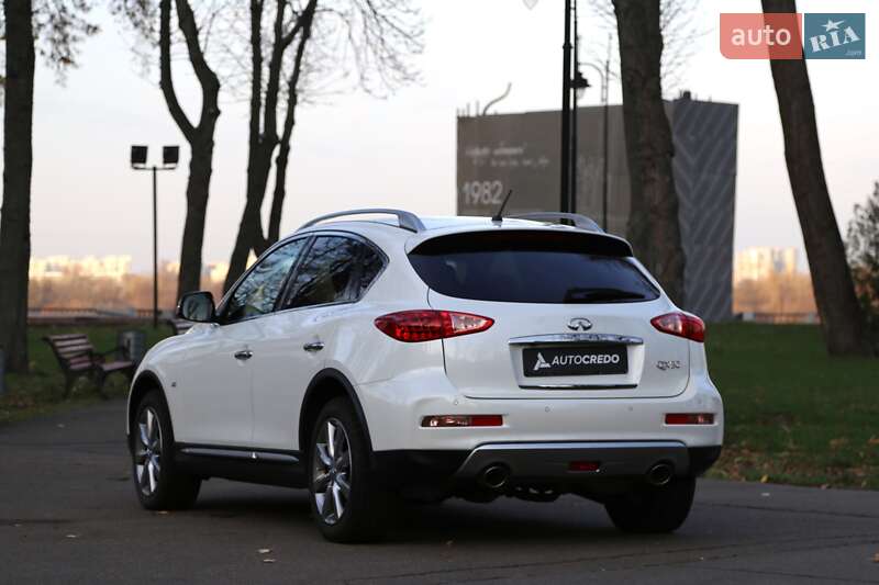 Внедорожник / Кроссовер Infiniti QX50 2017 в Киеве