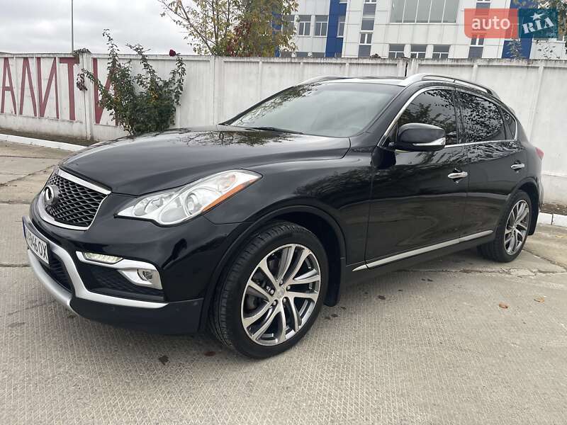 Позашляховик / Кросовер Infiniti QX50 2016 в Харкові