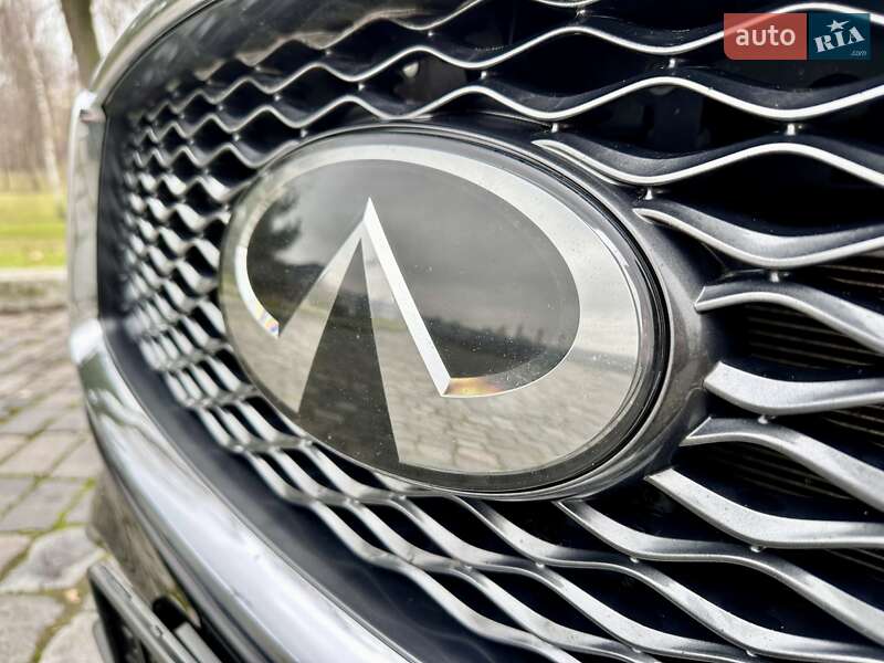 Внедорожник / Кроссовер Infiniti QX50 2019 в Киеве