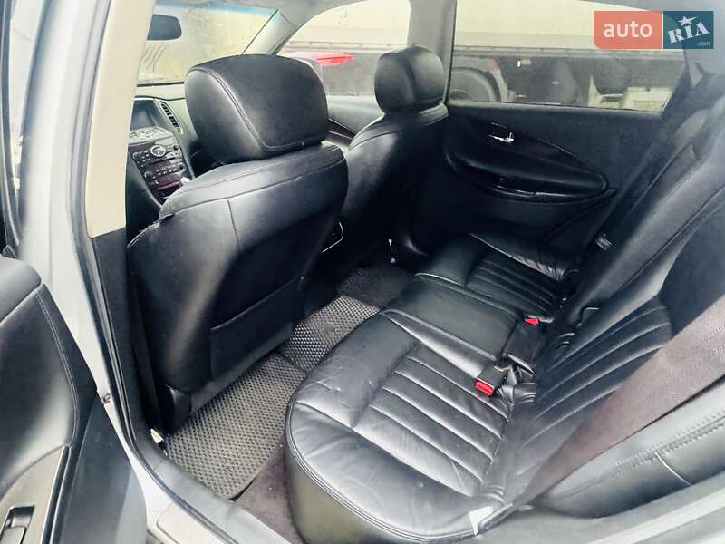 Позашляховик / Кросовер Infiniti QX50 2017 в Білогородці