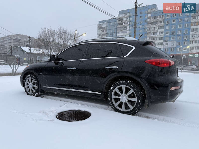 Позашляховик / Кросовер Infiniti QX50 2017 в Дніпрі