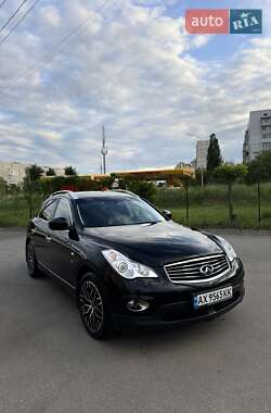 Позашляховик / Кросовер Infiniti QX50 2013 в Харкові