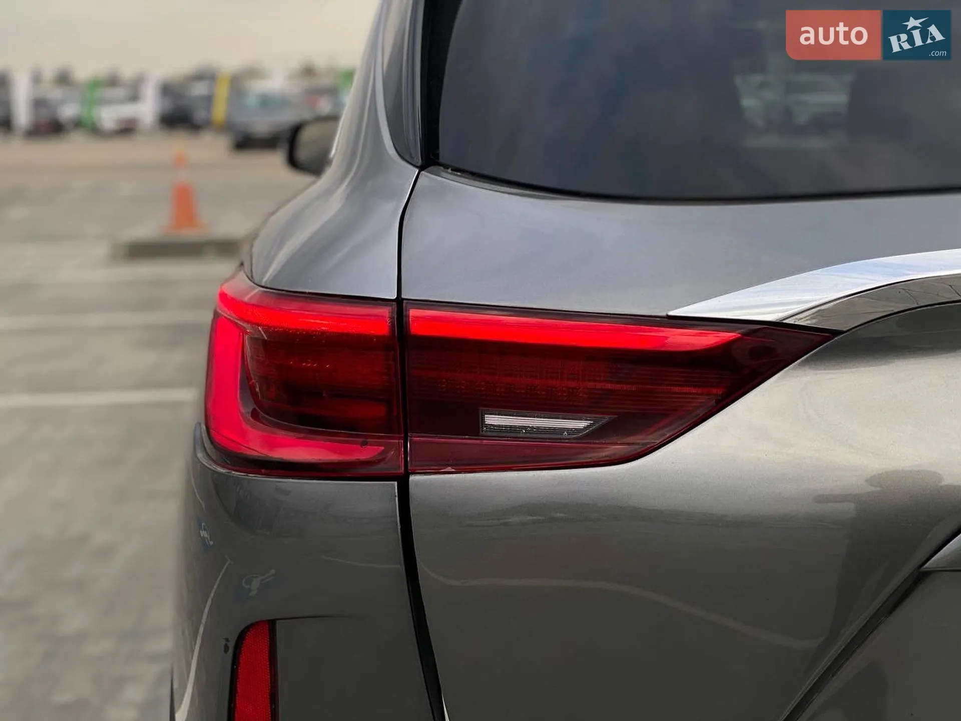 2018 Infiniti QX50 - мініатюра 16