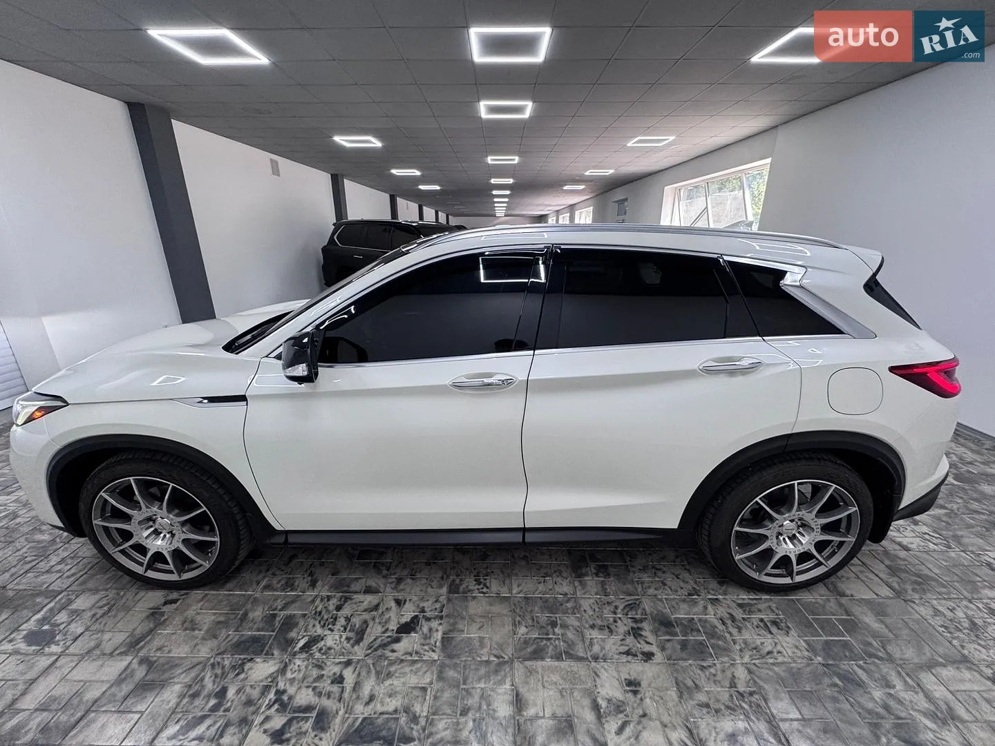 2019 Infiniti QX50 - мініатюра 17