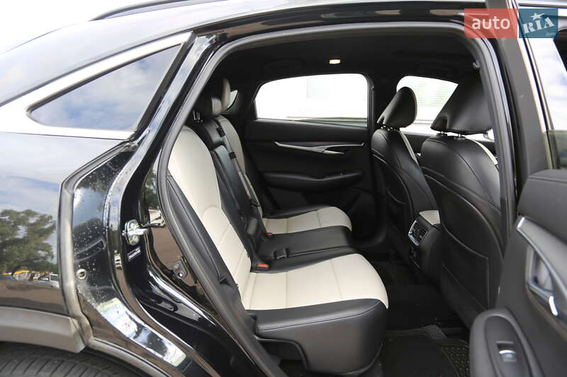 Внедорожник / Кроссовер Infiniti QX55 2021 в Киеве
