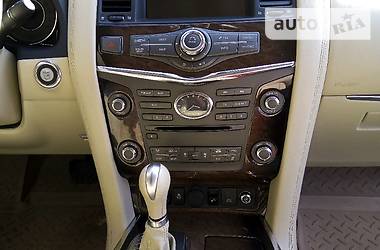 Позашляховик / Кросовер Infiniti QX56 2011 в 