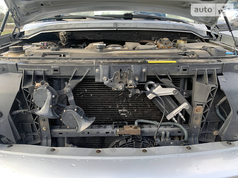 Позашляховик / Кросовер Infiniti QX56 2004 в Львові