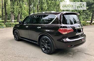 Внедорожник / Кроссовер Infiniti QX56 2010 в Киеве