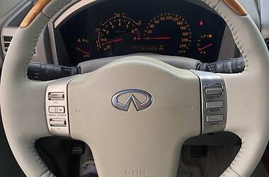 Позашляховик / Кросовер Infiniti QX56 2006 в 