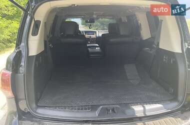 Внедорожник / Кроссовер Infiniti QX56 2011 в 
