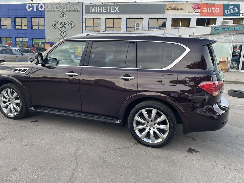 Внедорожник / Кроссовер Infiniti QX56 2011 в Виннице
