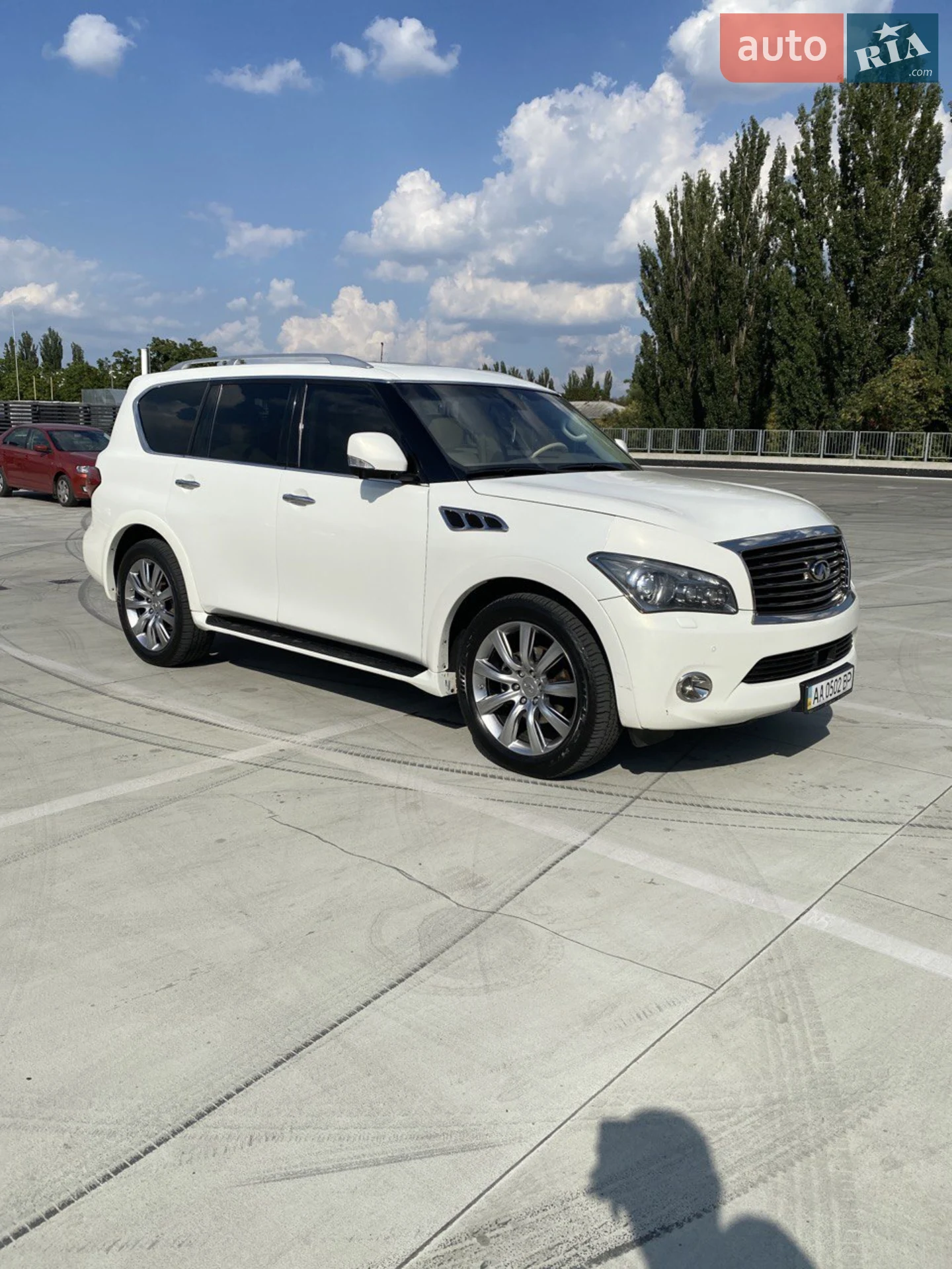 2012 Infiniti QX56 - мініатюра 2
