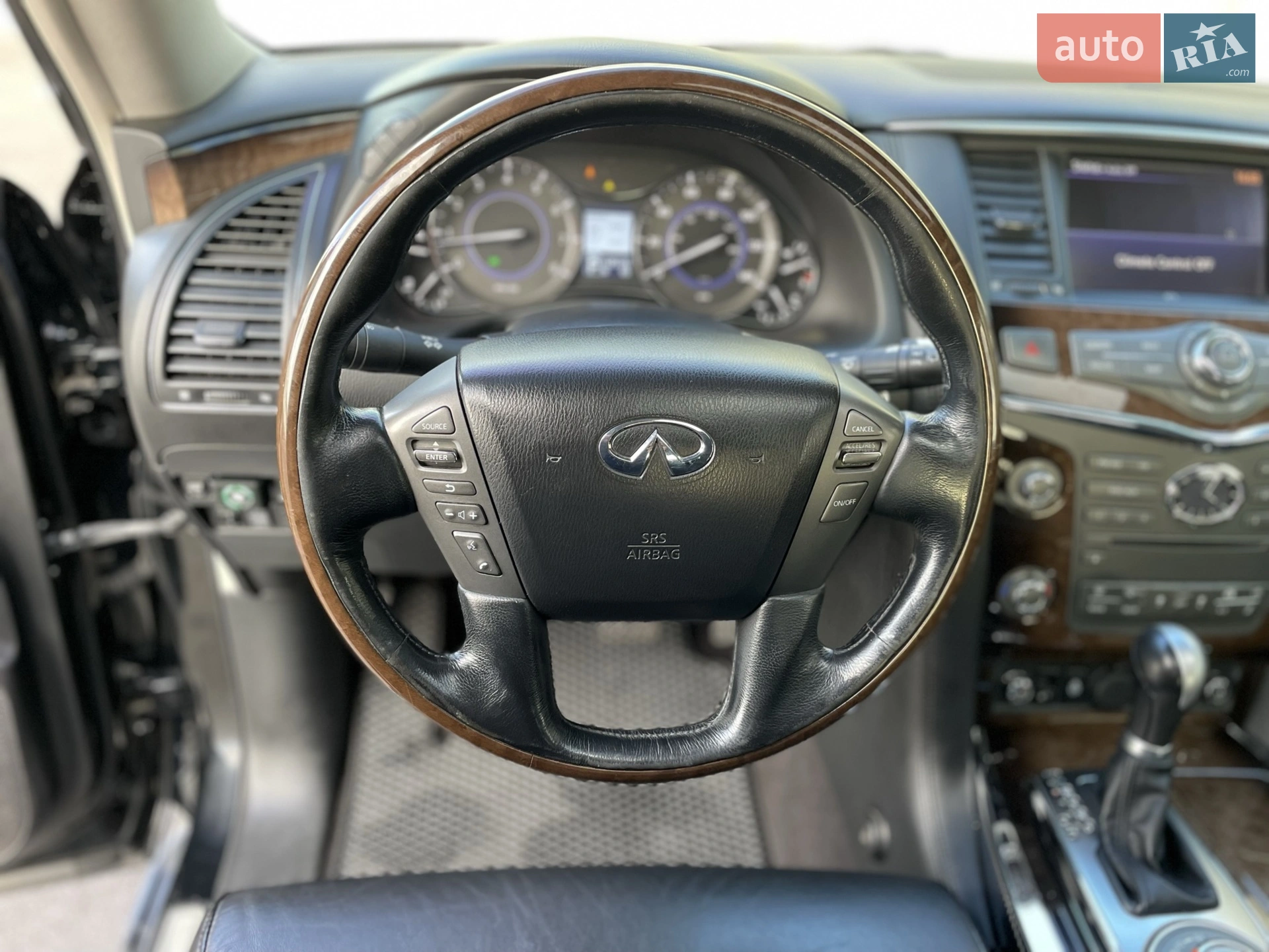2010 Infiniti QX56 - мініатюра 16