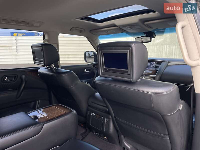 Внедорожник / Кроссовер Infiniti QX56 2010 в Львове