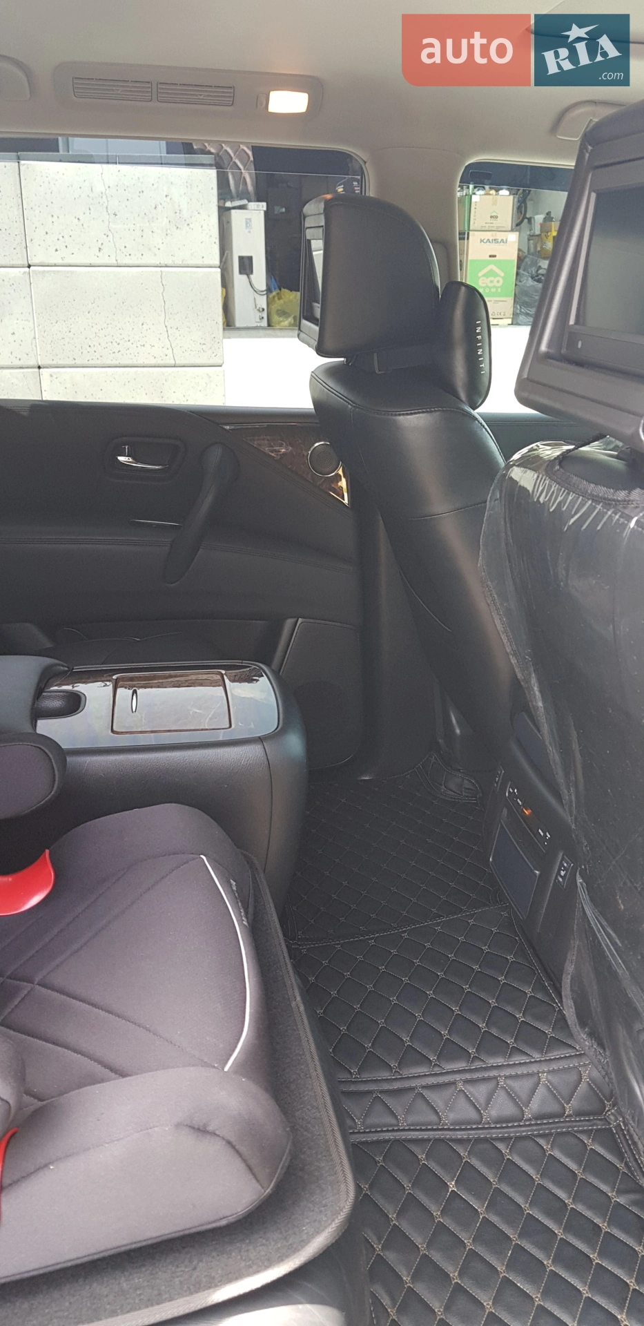 2011 Infiniti QX56 - мініатюра 13