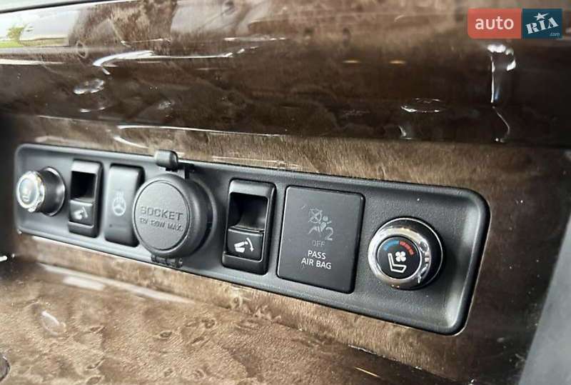 Внедорожник / Кроссовер Infiniti QX56 2011 в Днепре