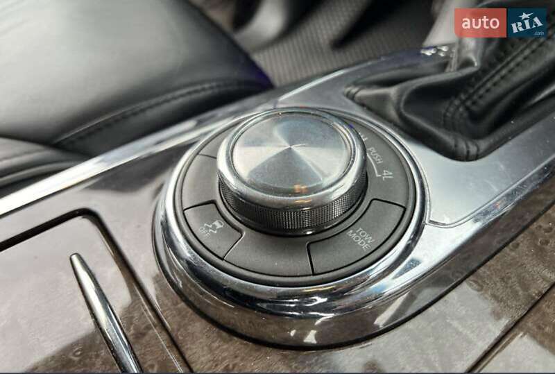 Внедорожник / Кроссовер Infiniti QX56 2011 в Днепре