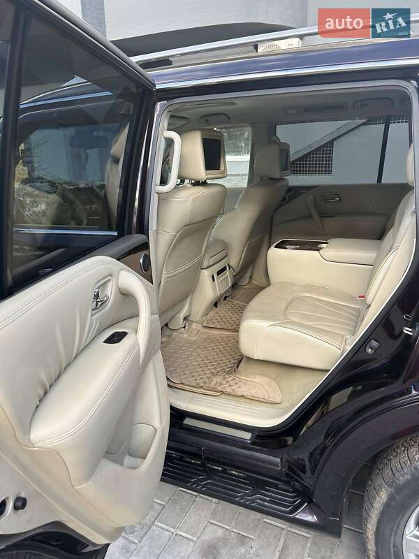 Внедорожник / Кроссовер Infiniti QX56 2011 в Черкассах