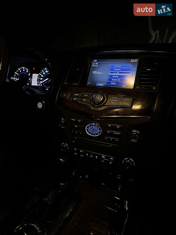 Внедорожник / Кроссовер Infiniti QX56 2010 в Чернигове