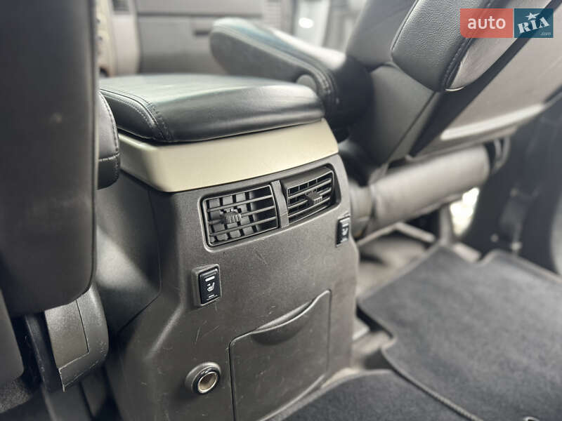 Позашляховик / Кросовер Infiniti QX56 2005 в Києві