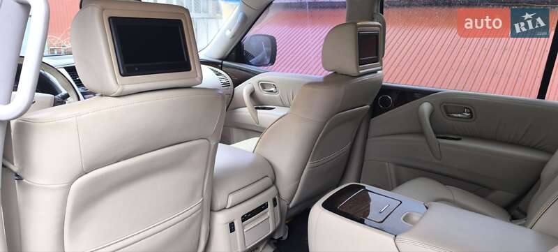 Внедорожник / Кроссовер Infiniti QX56 2011 в Тернополе