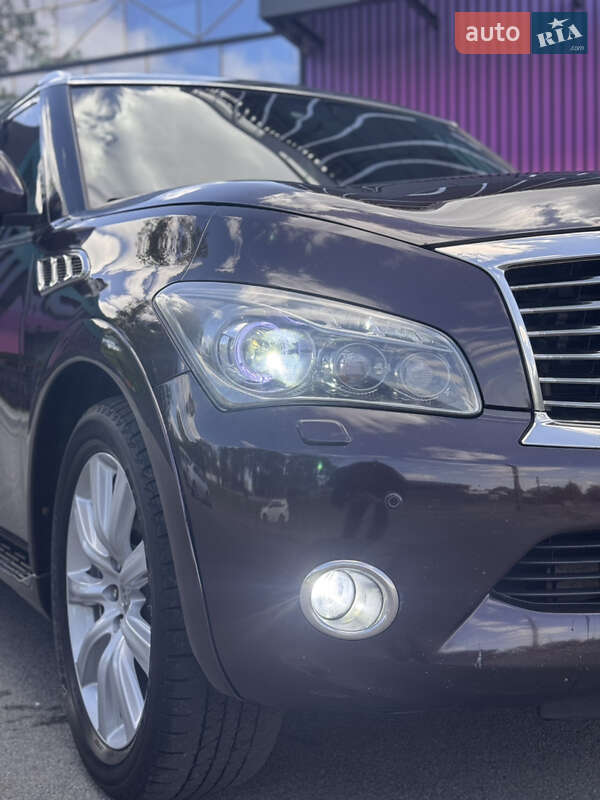 Внедорожник / Кроссовер Infiniti QX56 2010 в Чернигове
