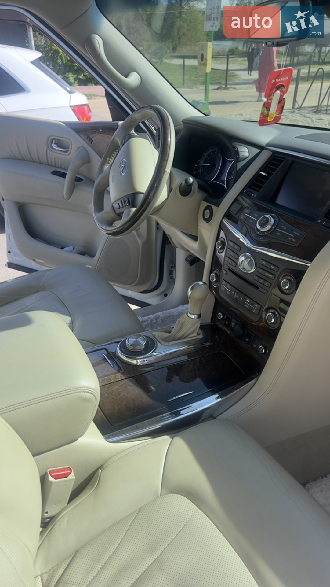 2011 Infiniti QX56 - мініатюра 9