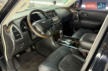 Внедорожник / Кроссовер Infiniti QX56 2010 в 