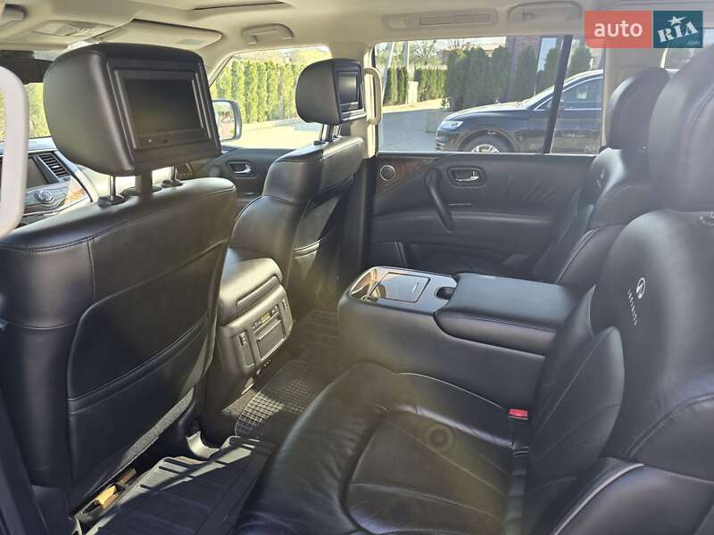 Внедорожник / Кроссовер Infiniti QX56 2010 в Черновцах