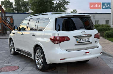 Позашляховик / Кросовер Infiniti QX56 2011 в 