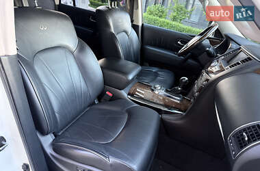 Позашляховик / Кросовер Infiniti QX56 2011 в 