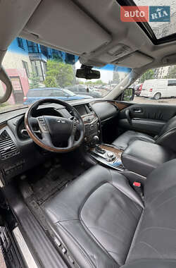 Внедорожник / Кроссовер Infiniti QX56 2012 в 