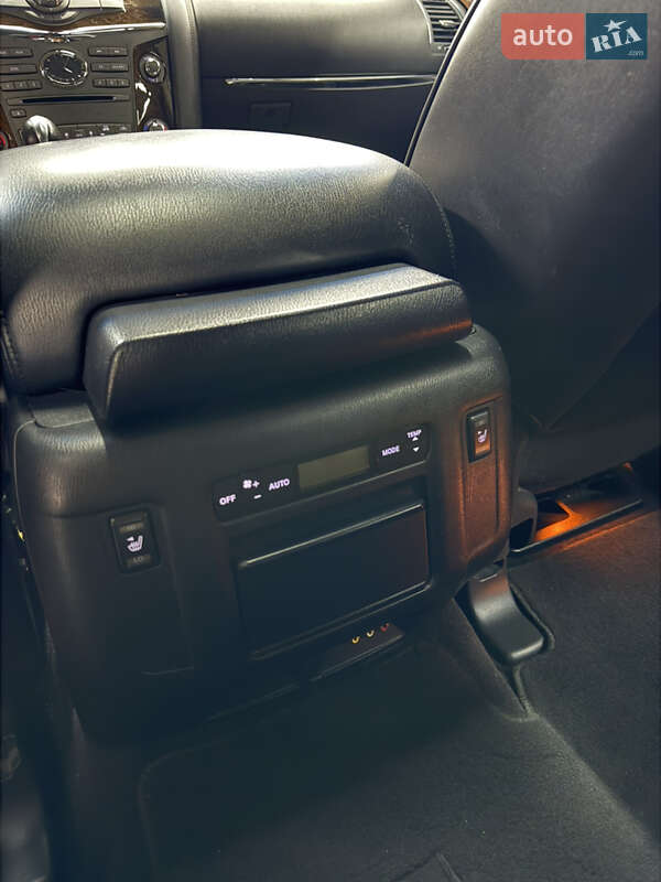 Внедорожник / Кроссовер Infiniti QX56 2012 в Одессе