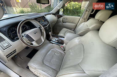 Внедорожник / Кроссовер Infiniti QX56 2011 в 