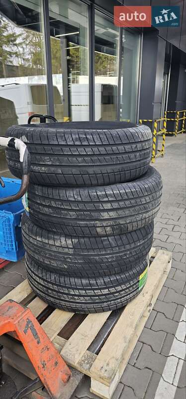 Внедорожник / Кроссовер Infiniti QX56 2010 в Тернополе