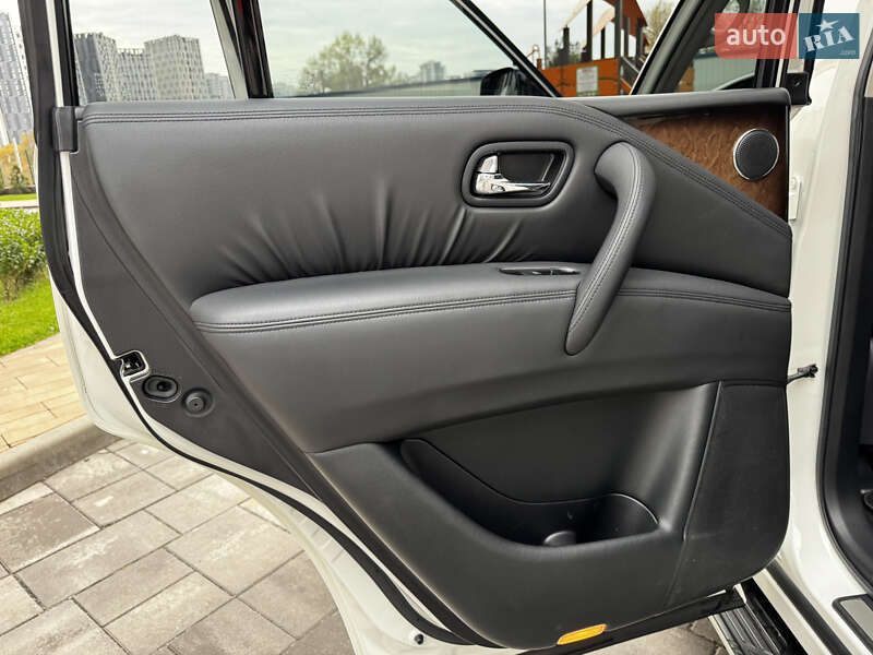 Внедорожник / Кроссовер Infiniti QX56 2011 в Киеве фото 22 Внедорожник / Кроссовер Infiniti QX56 2011 в Киеве