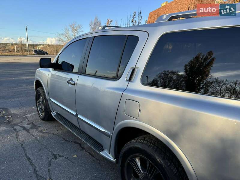 Внедорожник / Кроссовер Infiniti QX56 2004 в Харькове