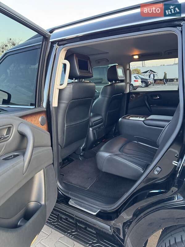 Внедорожник / Кроссовер Infiniti QX56 2010 в Киеве фото 10 Внедорожник / Кроссовер Infiniti QX56 2010 в Киеве