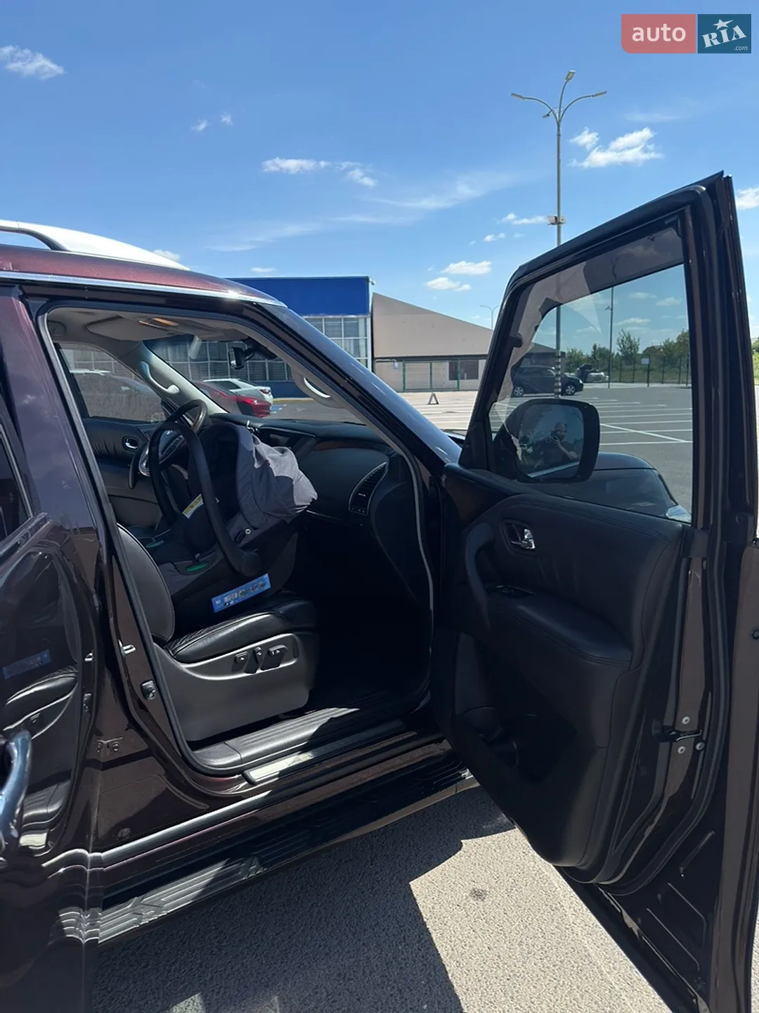 2011 Infiniti QX56 - мініатюра 16