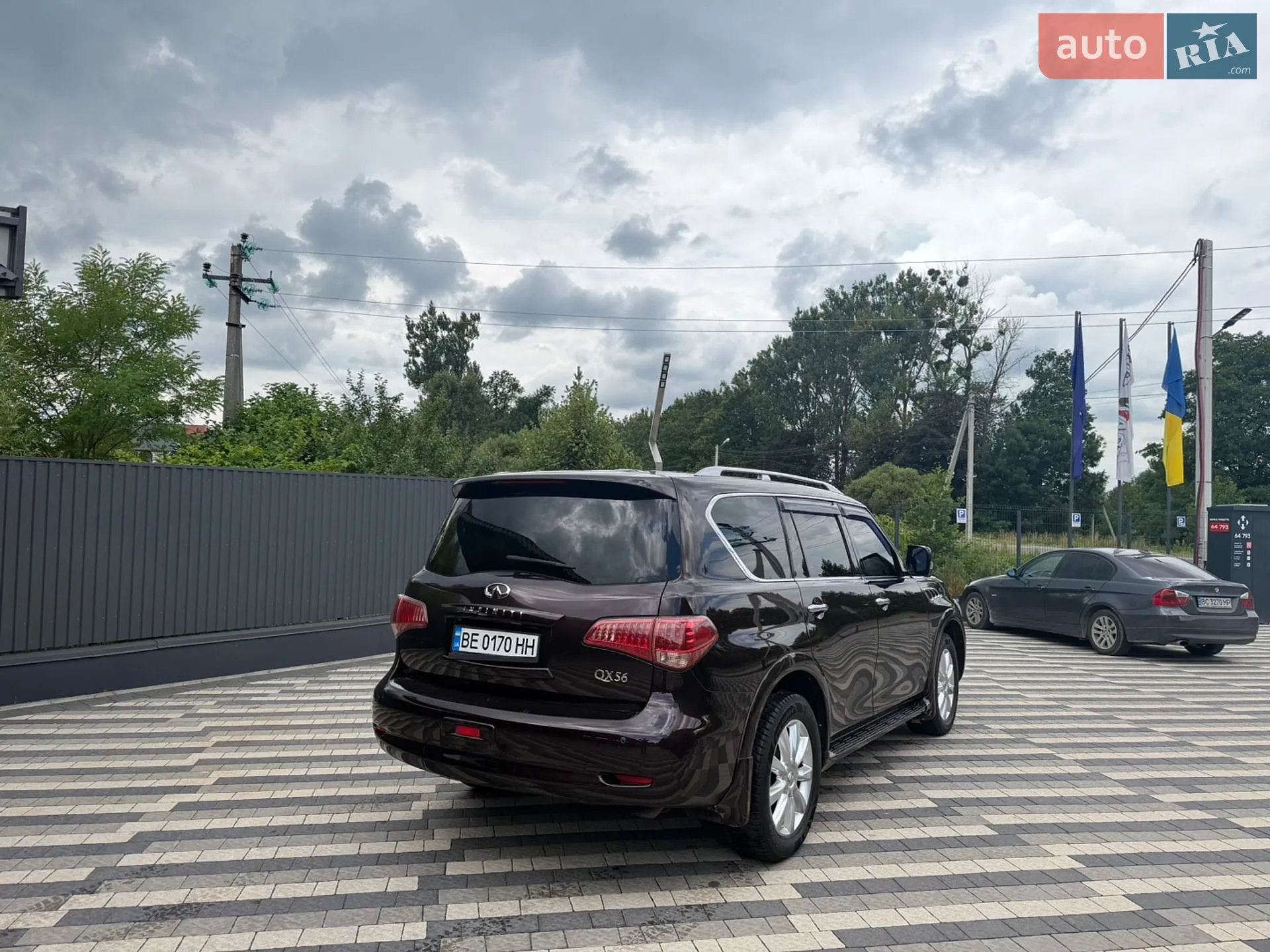 2010 Infiniti QX56 - мініатюра 7