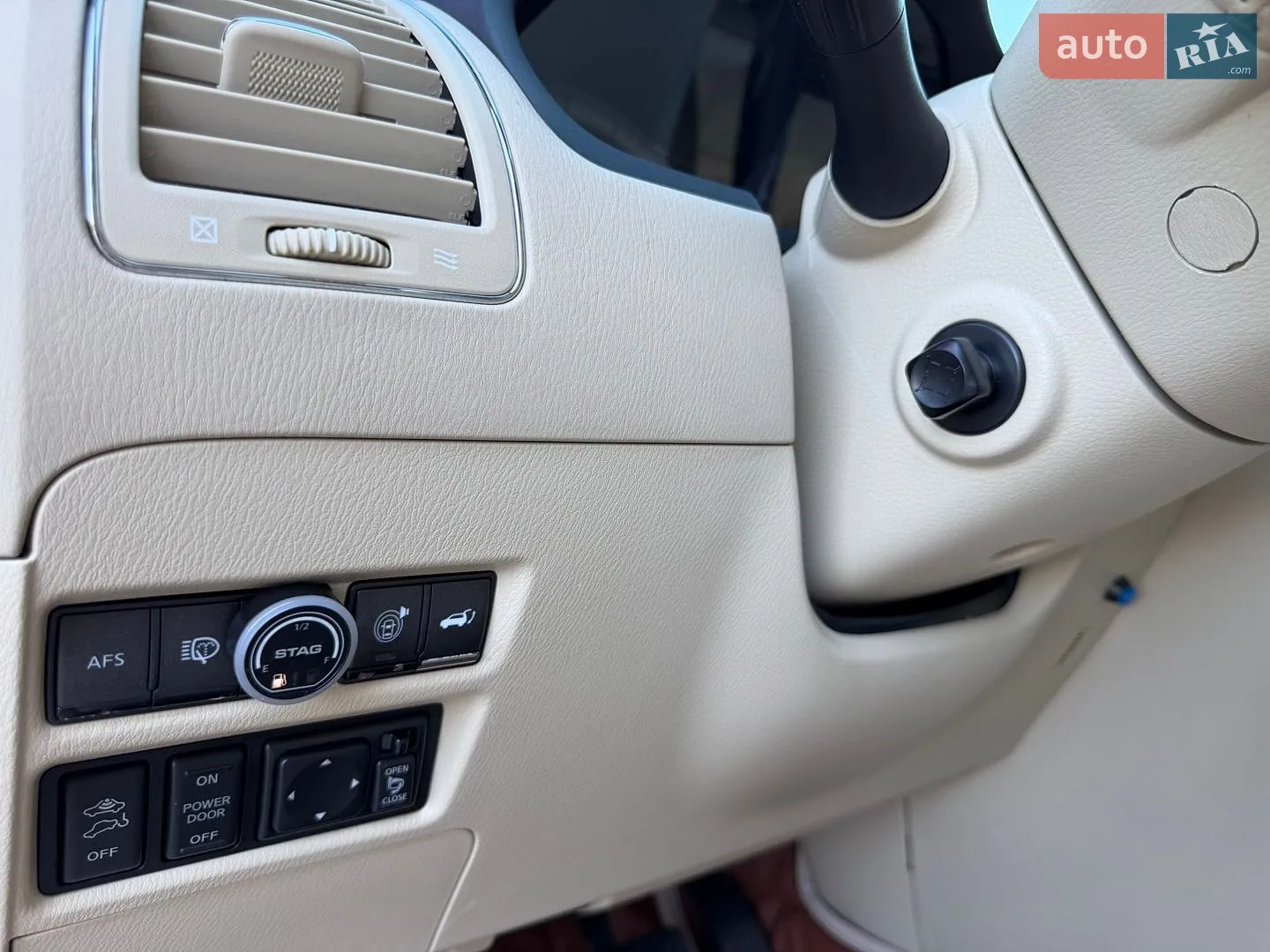 2011 Infiniti QX56 - мініатюра 14
