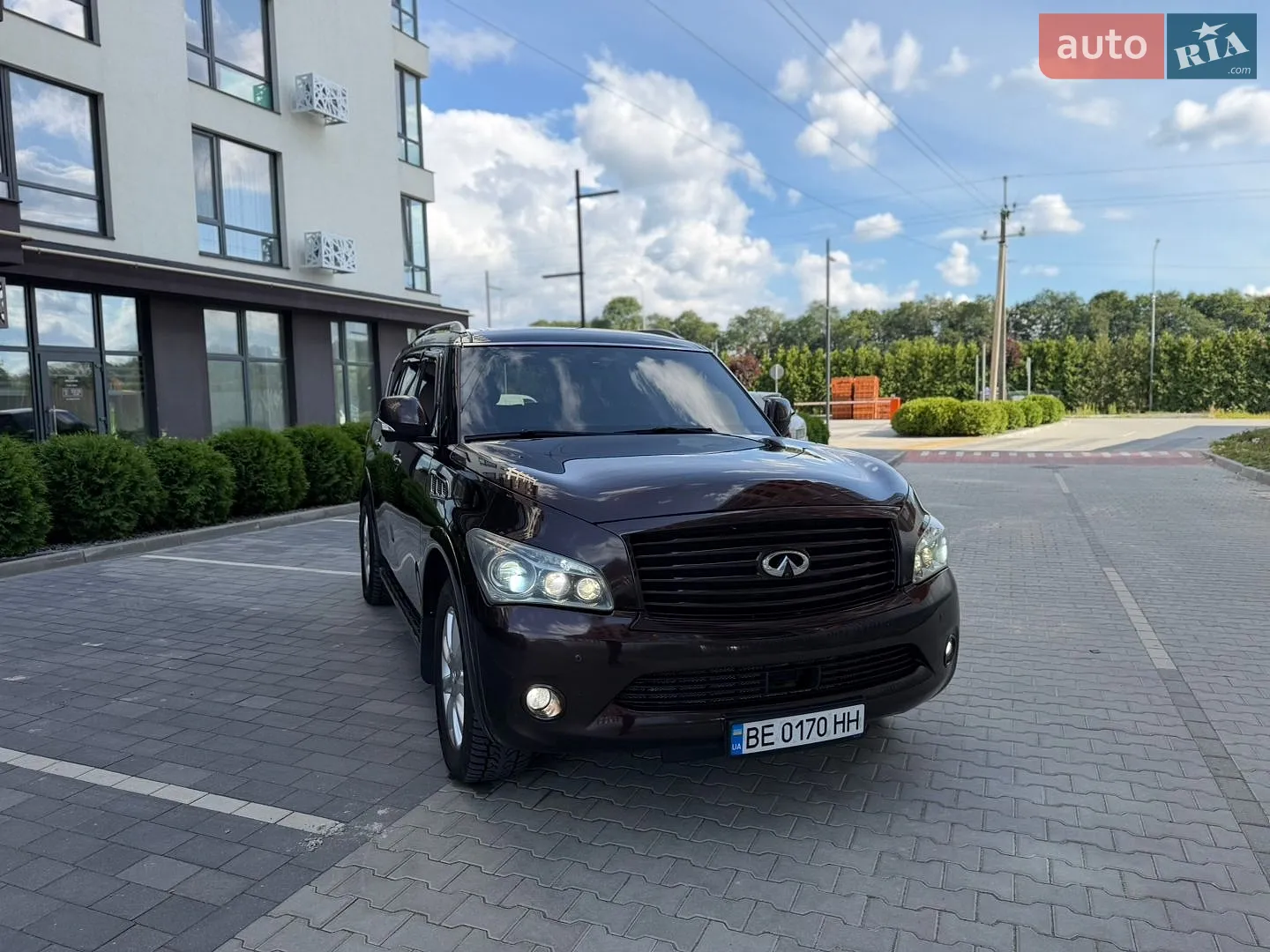 2010 Infiniti QX56 - мініатюра 23