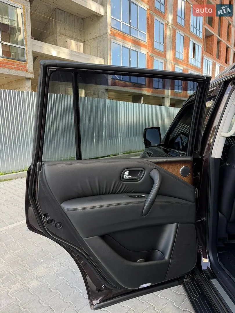 2010 Infiniti QX56 - мініатюра 50