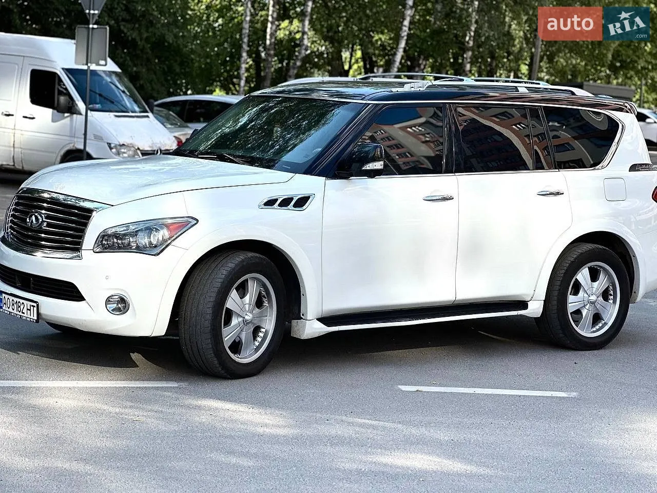 2011 Infiniti QX56 - мініатюра 17