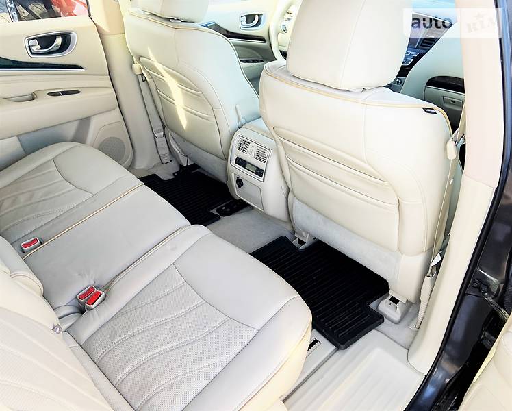 Позашляховик / Кросовер Infiniti QX60 2014 в Чернівцях