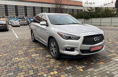 Внедорожник / Кроссовер Infiniti QX60 2016 в Луцке